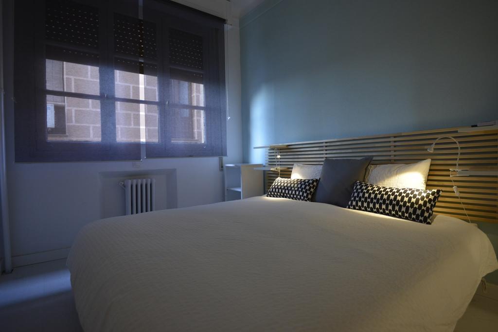 Woohoo Hostal Madrid Room photo